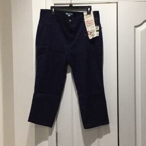 17/21 blue stretch Capri jeans 20 NWT